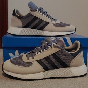 ADIDAS Marathon Tech